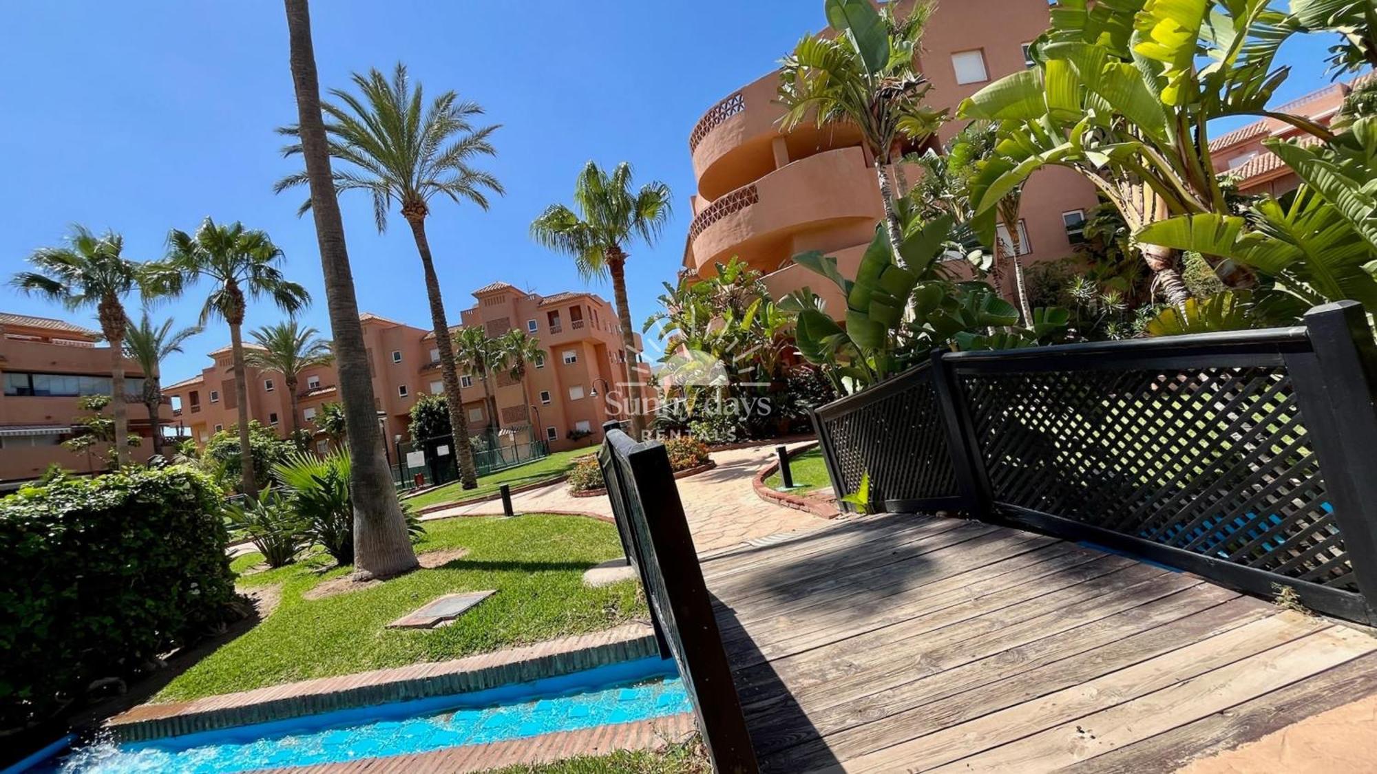 Апартаменты Almerimar, Terraza,Piscinas,Parking,Gym Эль-Эхидо Экстерьер фото