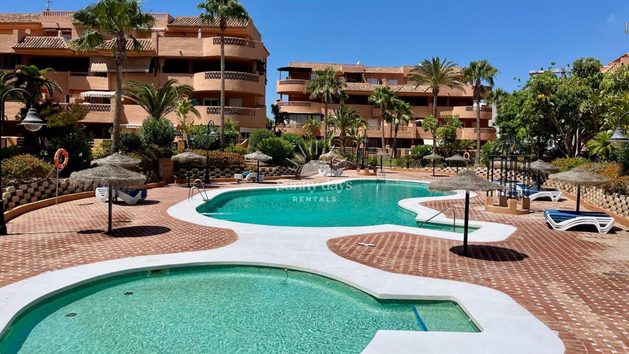 Апартаменты Almerimar, Terraza,Piscinas,Parking,Gym Эль-Эхидо Экстерьер фото