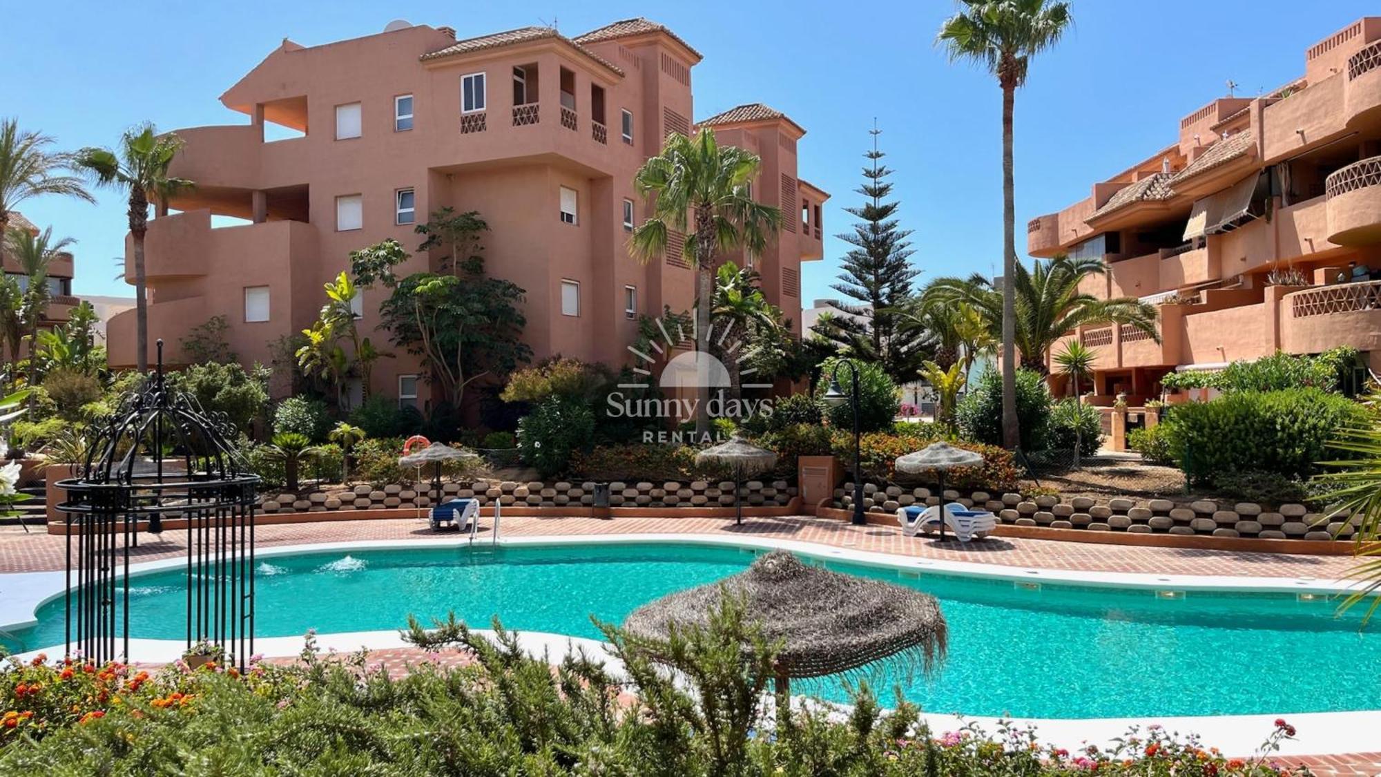 Апартаменты Almerimar, Terraza,Piscinas,Parking,Gym Эль-Эхидо Экстерьер фото